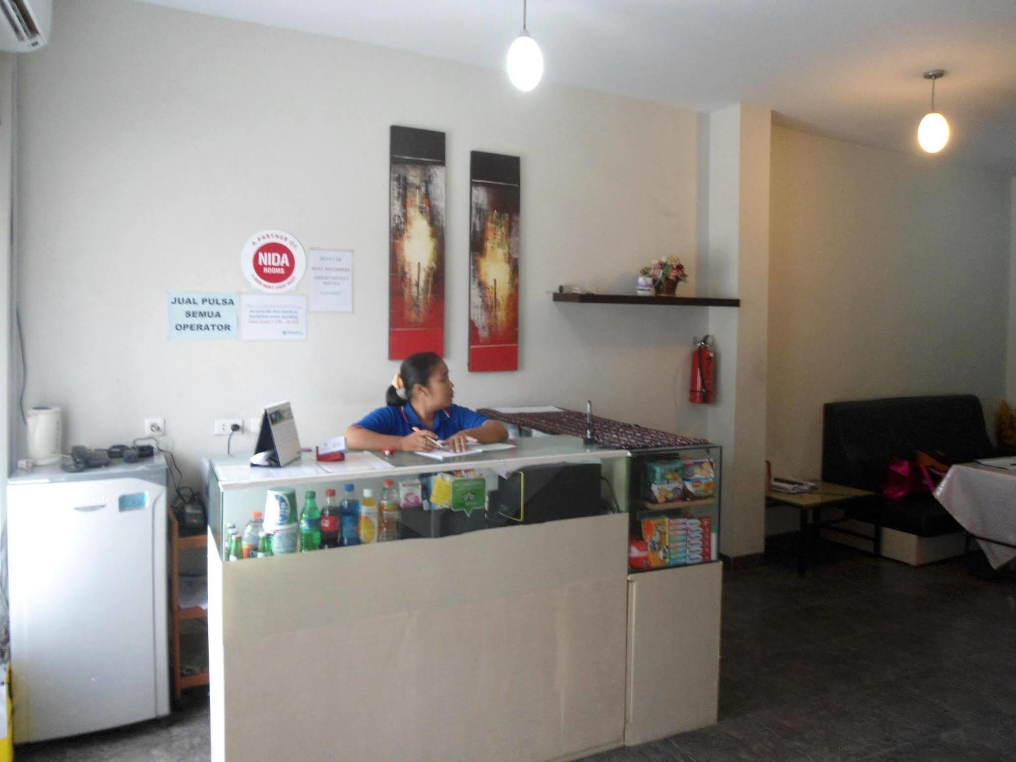Permata Inn Medan Exterior foto